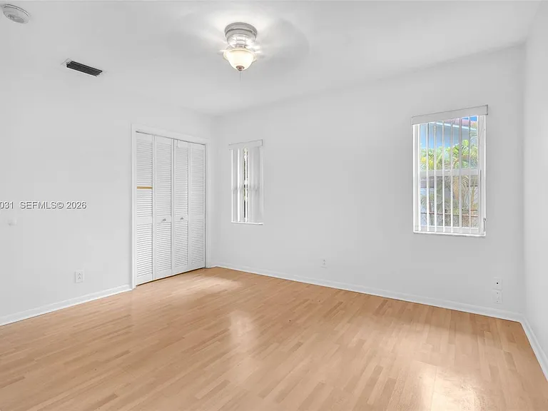 3441 N Hills Dr — Photo 23