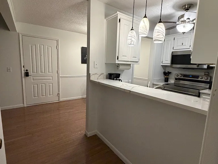 12019 W 58th Pl #G — Photo 9