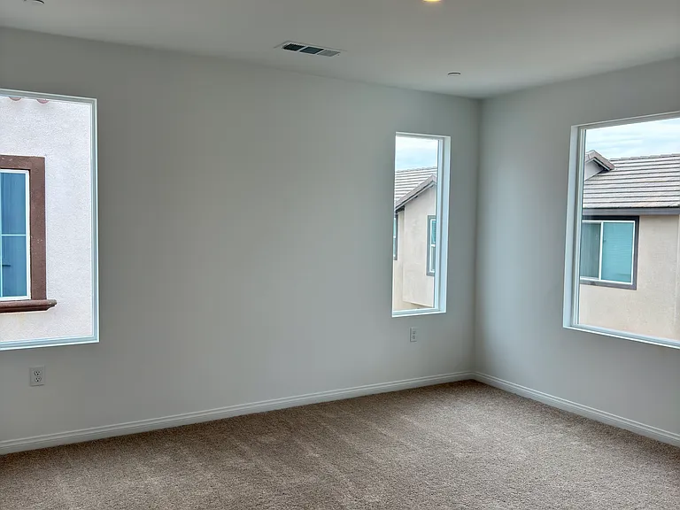1261 Galaxy Way — Photo 21