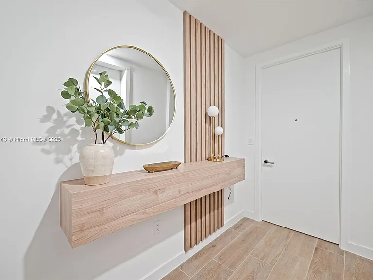 900 N Ocean Blvd #1005 — Photo 8