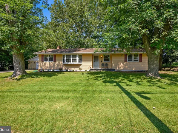 412 Myrtle Ave, Lindenwold, NJ 08021