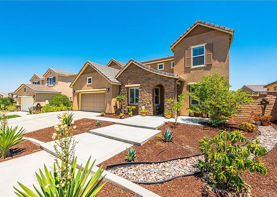 1st image of 30414 Cowboy Ln