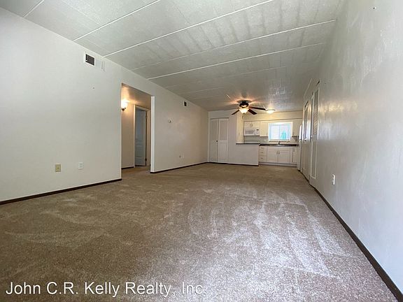 2nd image of 304 3rd St #9