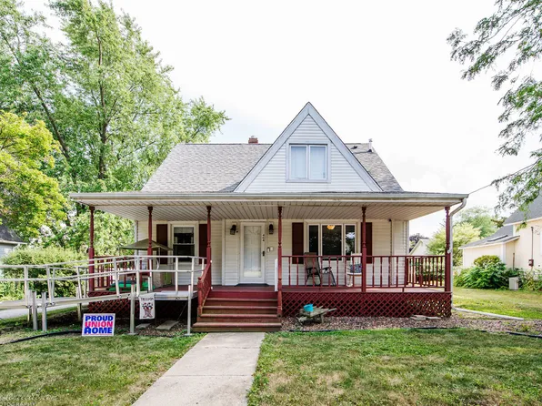 404 E South St, Peotone, IL 60468