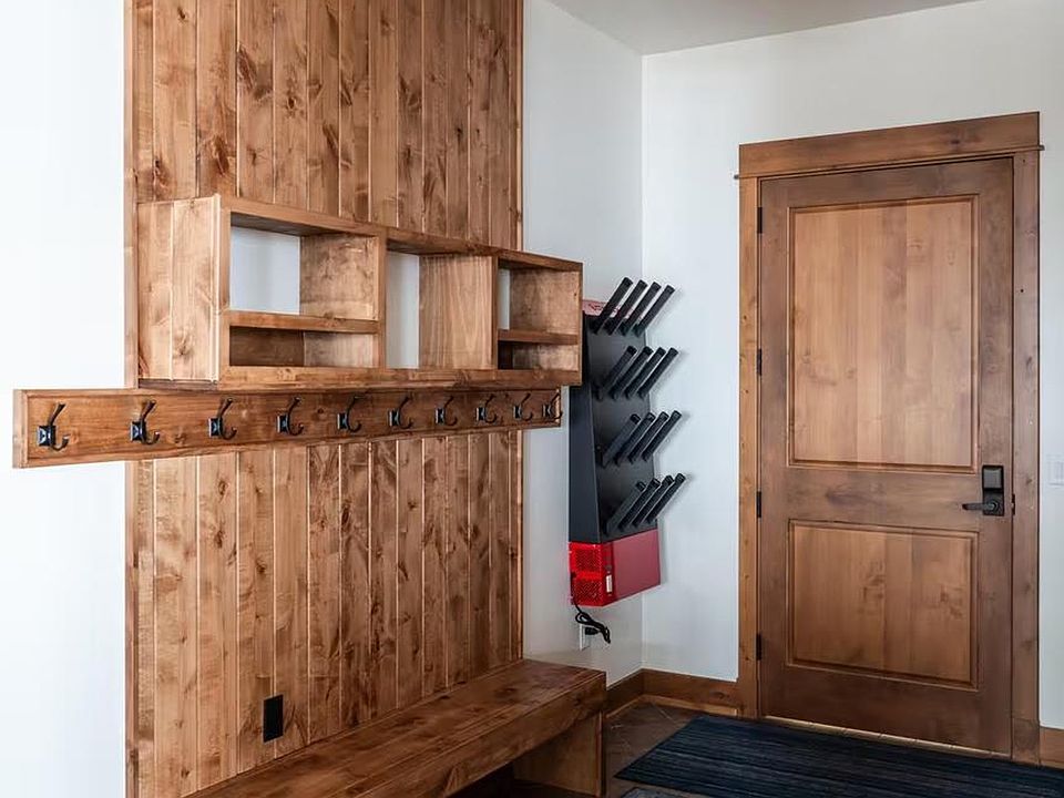 Coatroom