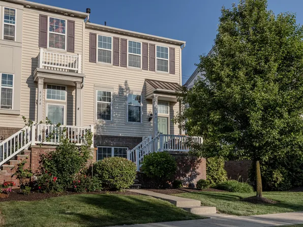 6180 N Pointe Dr, Pepper Pike, OH 44124