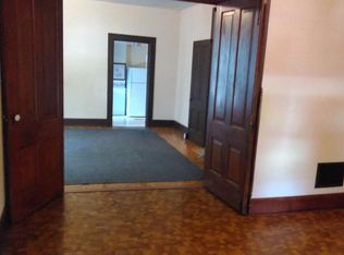1927 W 3rd St, Davenport, IA