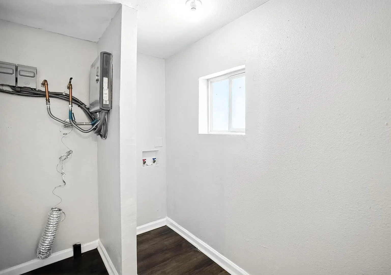 Charming 2-Bedroom Home in Robstown Newly Remodeled! — Photo 4