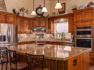 6409 W Port Royale Ln, Glendale, AZ 85306