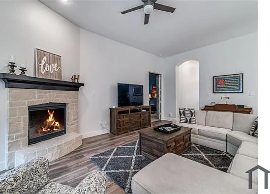 1623 Salvatore Ln — Photo 6