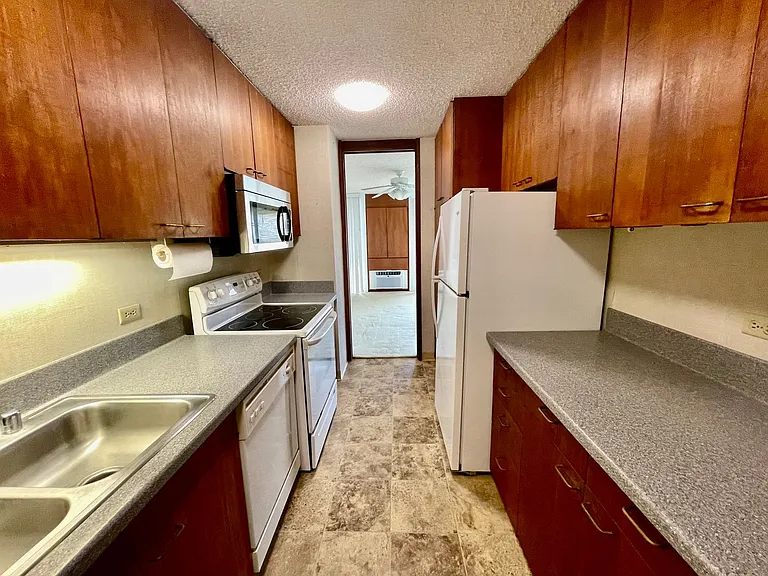6750 Hawaii Kai Dr #506 — Photo 9