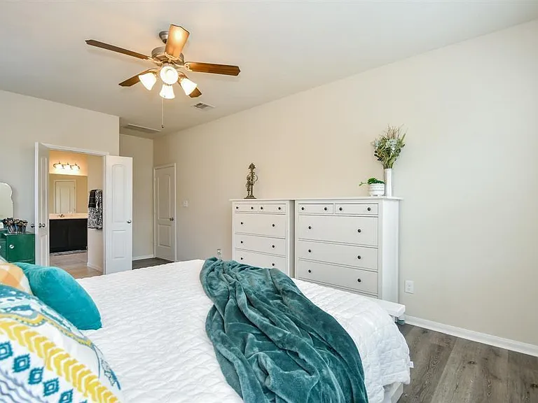 2214 Granite Park Ln — Photo 12