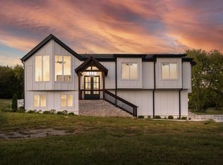 2752 Thompson Station Rd E, Thompsons Station, TN 37179