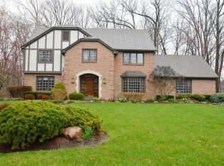 1723 Old Farm Dr, Loveland, OH 45140