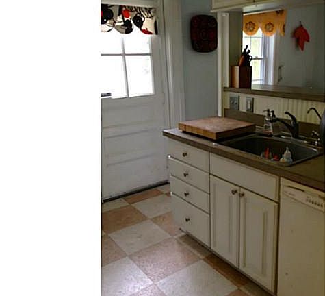 5th image of 4901 Bassett Ave
