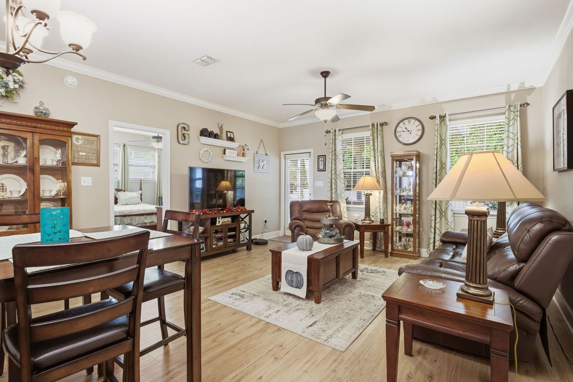 next background image