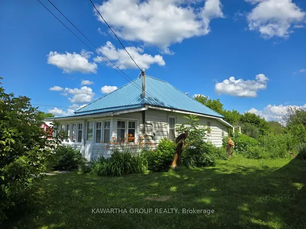 129 Lindsay St, Kawartha Lakes, ON K0M 1N0