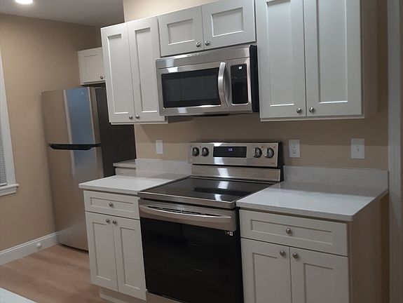 2nd image of 325 Adams St APT 7
