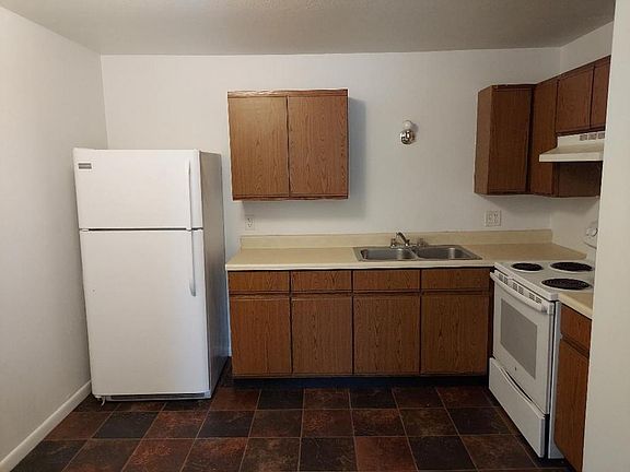 2nd image of 510 E Main St APT 6