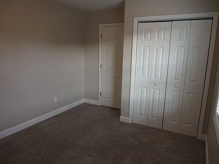 407 Sundown Ct — Photo 28