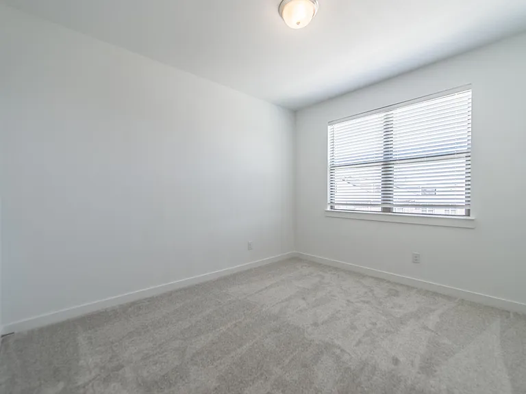 1540 Navasota Trl — Photo 18