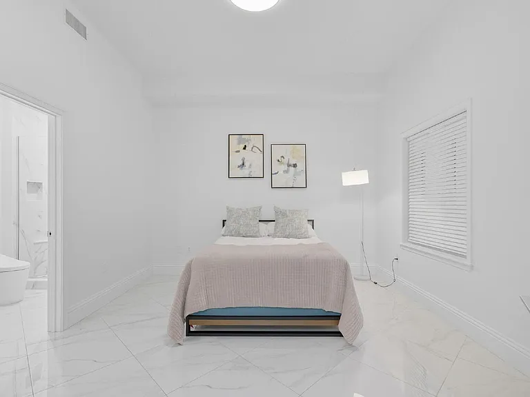 200 Ocean Crest Dr #1111 — Photo 65