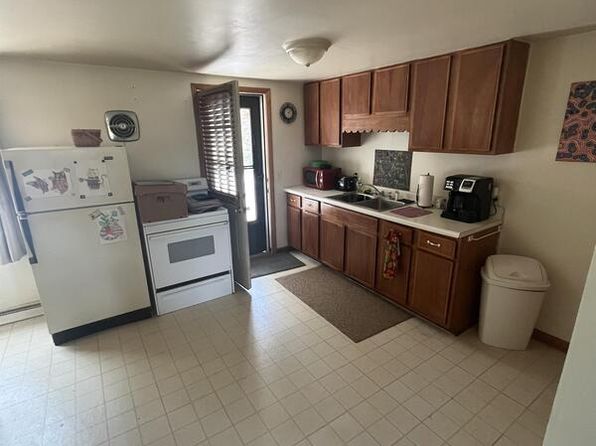 1221-1223 2nd St NW #4