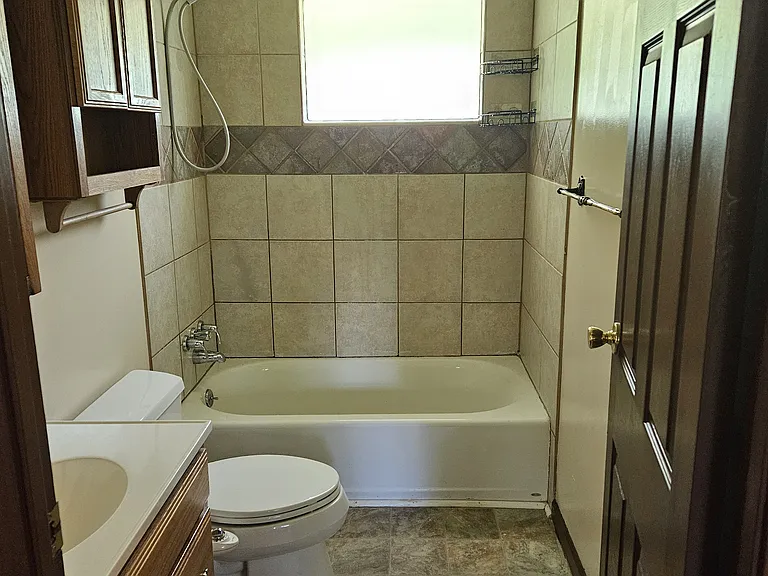 168 Habersham Dr — Photo 7