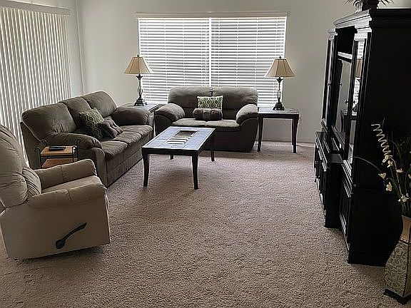 4th image of 2484 Yalaha Ave