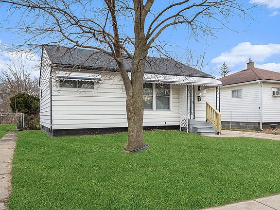4th image of 25544 Andover Dr