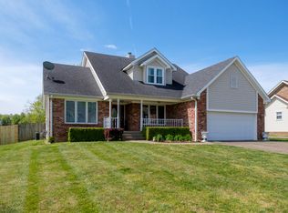 5606 Vevia Pl, Louisville, KY 40272
