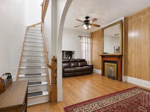 7 Sylvan Court image 1 of 13