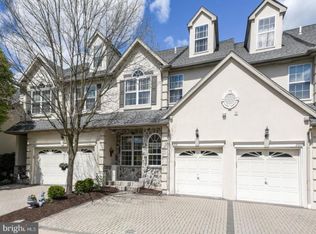 258 Center Point Ln, Lansdale, PA 19446