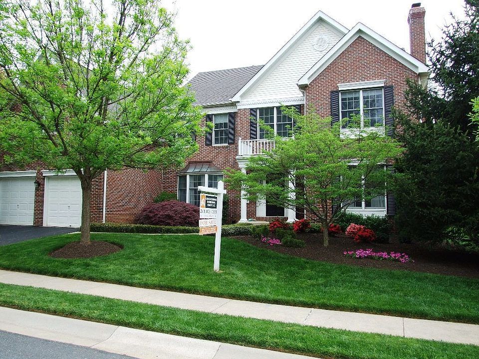 1st image of 10110 Daphney House Way