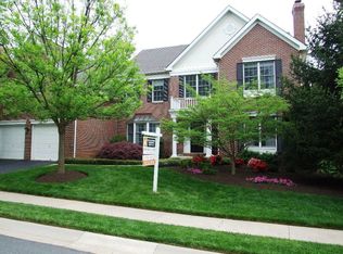 10110 Daphney House Way, Rockville, MD 20850