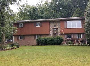 117 Riverview Ln, Beckley, WV 25801