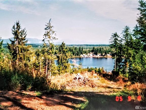 3rd image of 421 W Satsop Dr