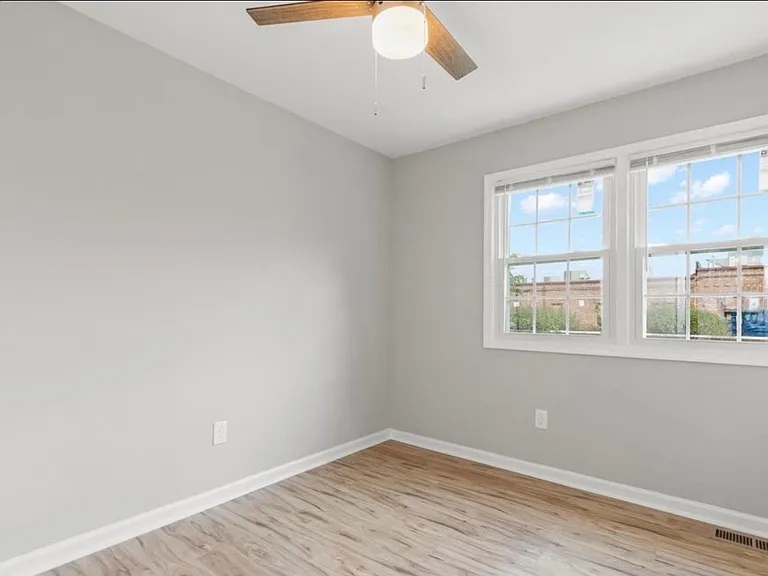 McFarland Dr — Photo 18