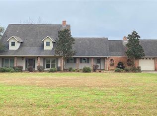 162 Riverview Dr, Natchez, LA 71456