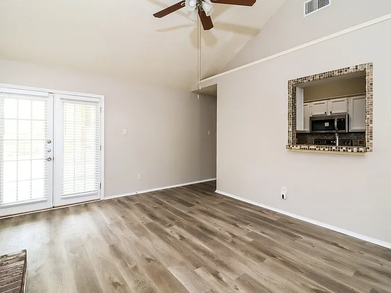 8409 Tallahassee Ln — Photo 6