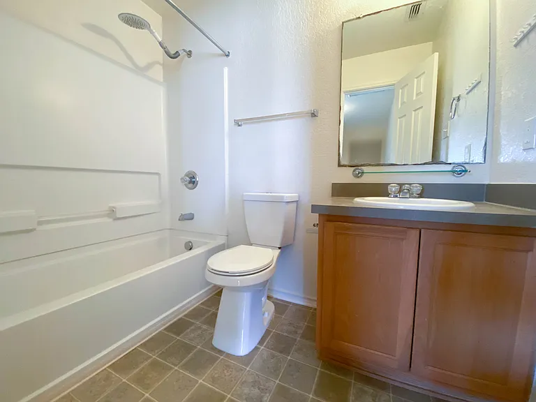 3215 Northwest Blvd — Photo 22