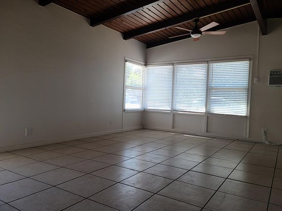 3rd image of 11701 Orange Dr