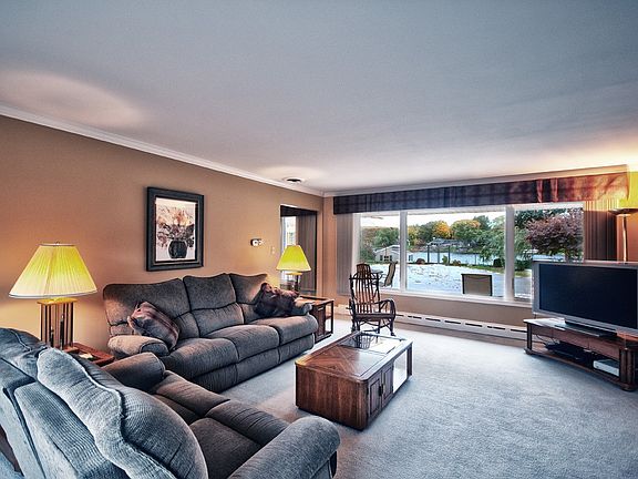 2nd image of 2609 Greenleaf Blvd