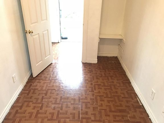 3rd image of 7143 Glen Ter APT 3