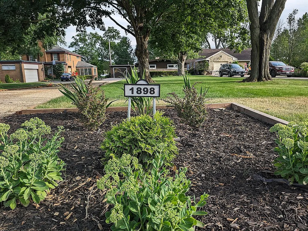 1898 Cobb Blvd photo 1