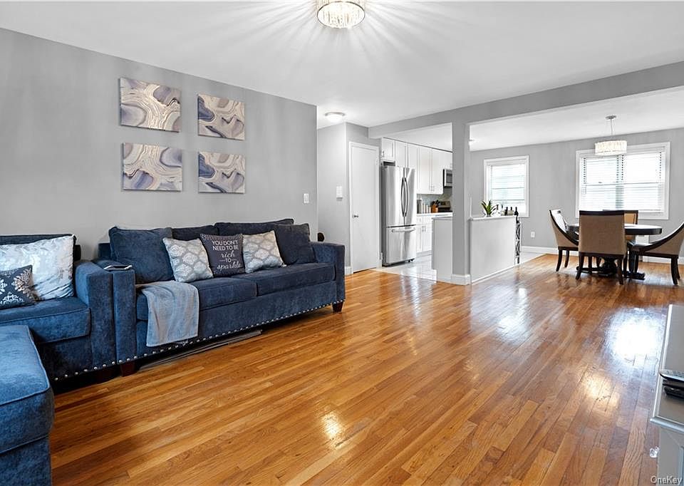 1st image of 854 Palisade Ave APT 1E