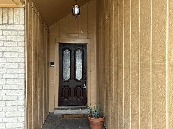 4th image of 10106 Prairie Mist St