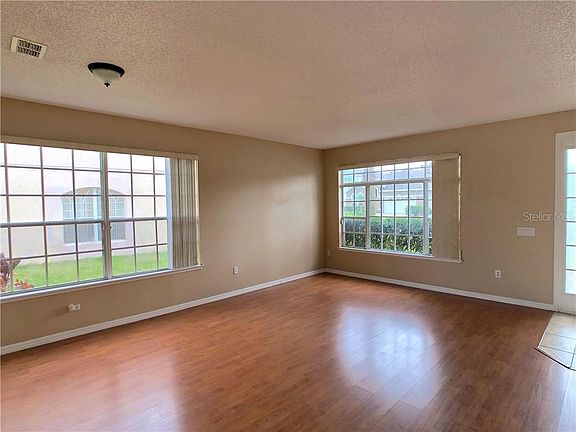 5th image of 1313 Sun Meadow Dr