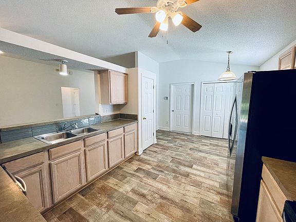 5th image of 376 W Blackjack Branch Way