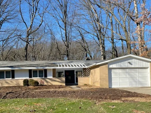 10616 Jerry Coe Ln, Strongsville, OH 44149